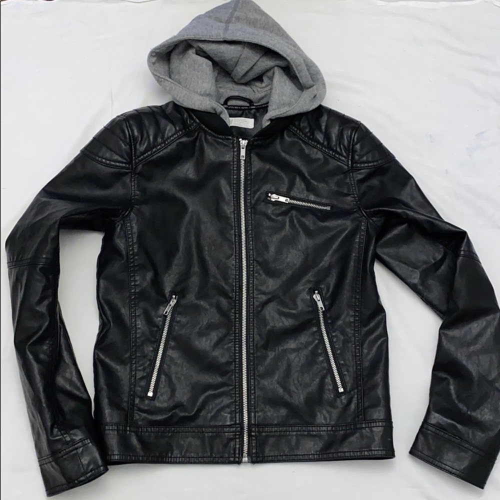 🔴 Boy’s Biker Faux Leather Jacket w/ Hood
